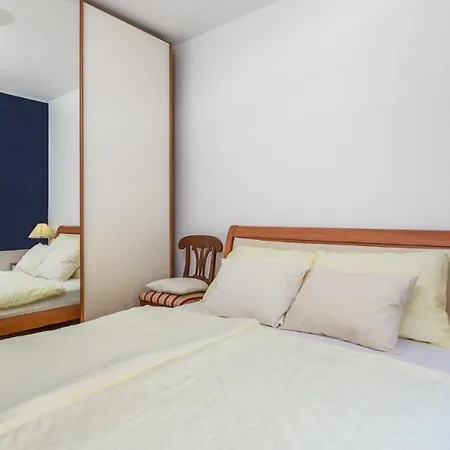 Rona Smokva 3 * Opatija