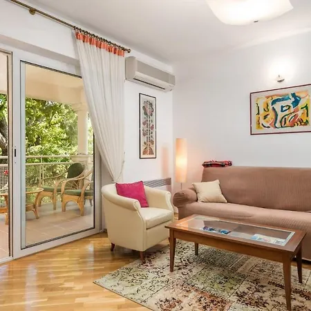 Rona Smokva 3 Apartment Opatija